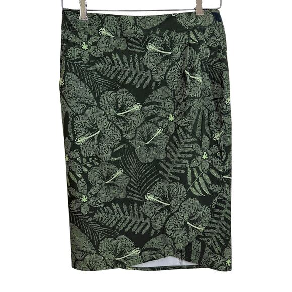 Ripskirt Hawaii Length 3 Small Wrap Skirt Green Floral Beach Quick Dry Tropical - Picture 1 of 9